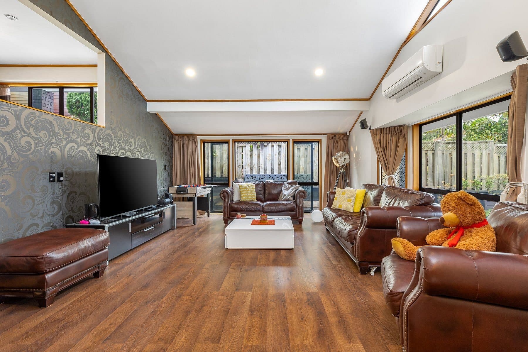 Forrest Hill, 4 bedrooms